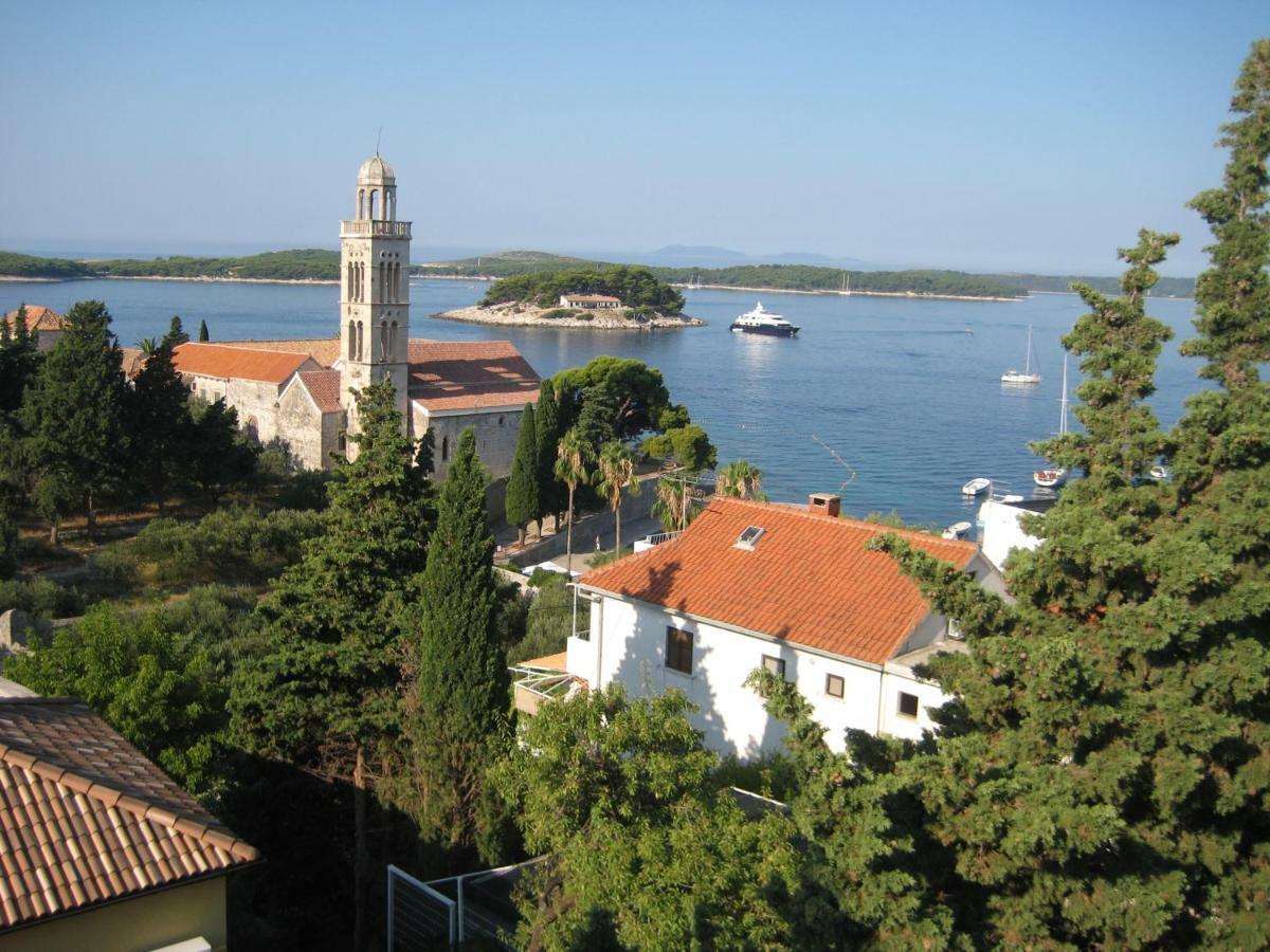 Apartamento Castle Stambuk Hvar Town Exterior foto